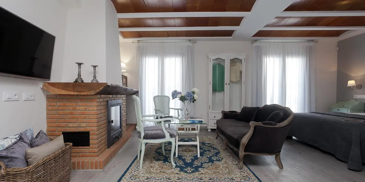 Total Marbella Suites (Adults Only)