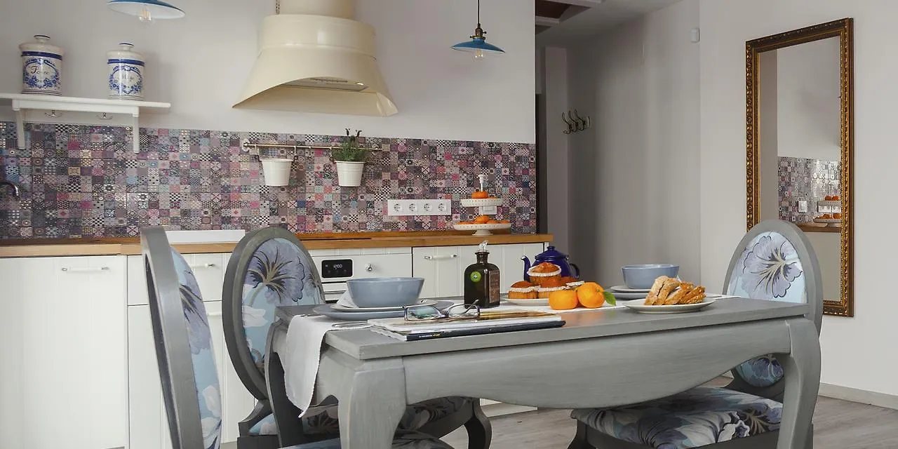 Total Marbella Suites (Adults Only)