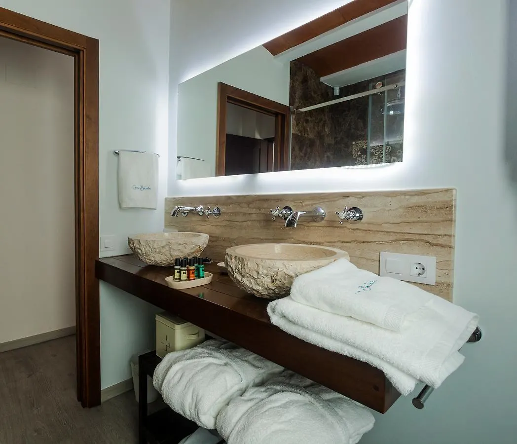 Total Marbella Suites (Adults Only)