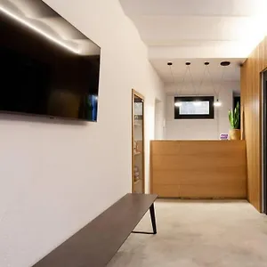 Velo Vern 1 Beautiful New 2 Bed Ensuite Girona